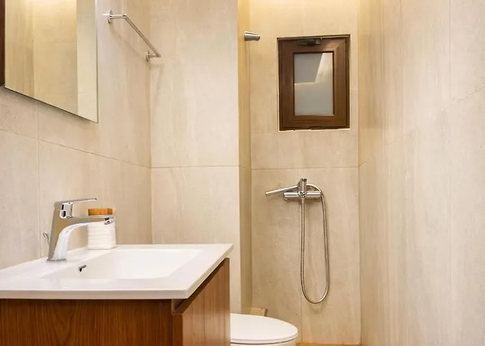 Gardenia Maisonette Rooftop Old Town View *